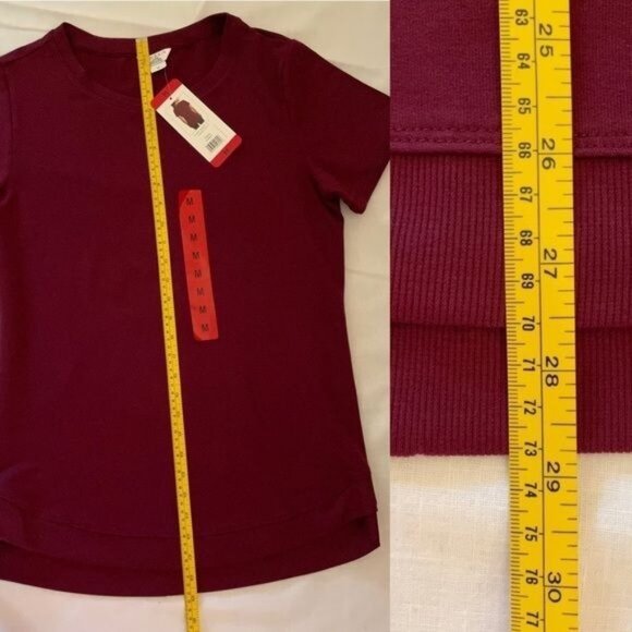 Danskin Tulip Hem Short Sleeved Tunic Top for Women Sz M in Cranberry Garnet Red - Picture 8 of 11